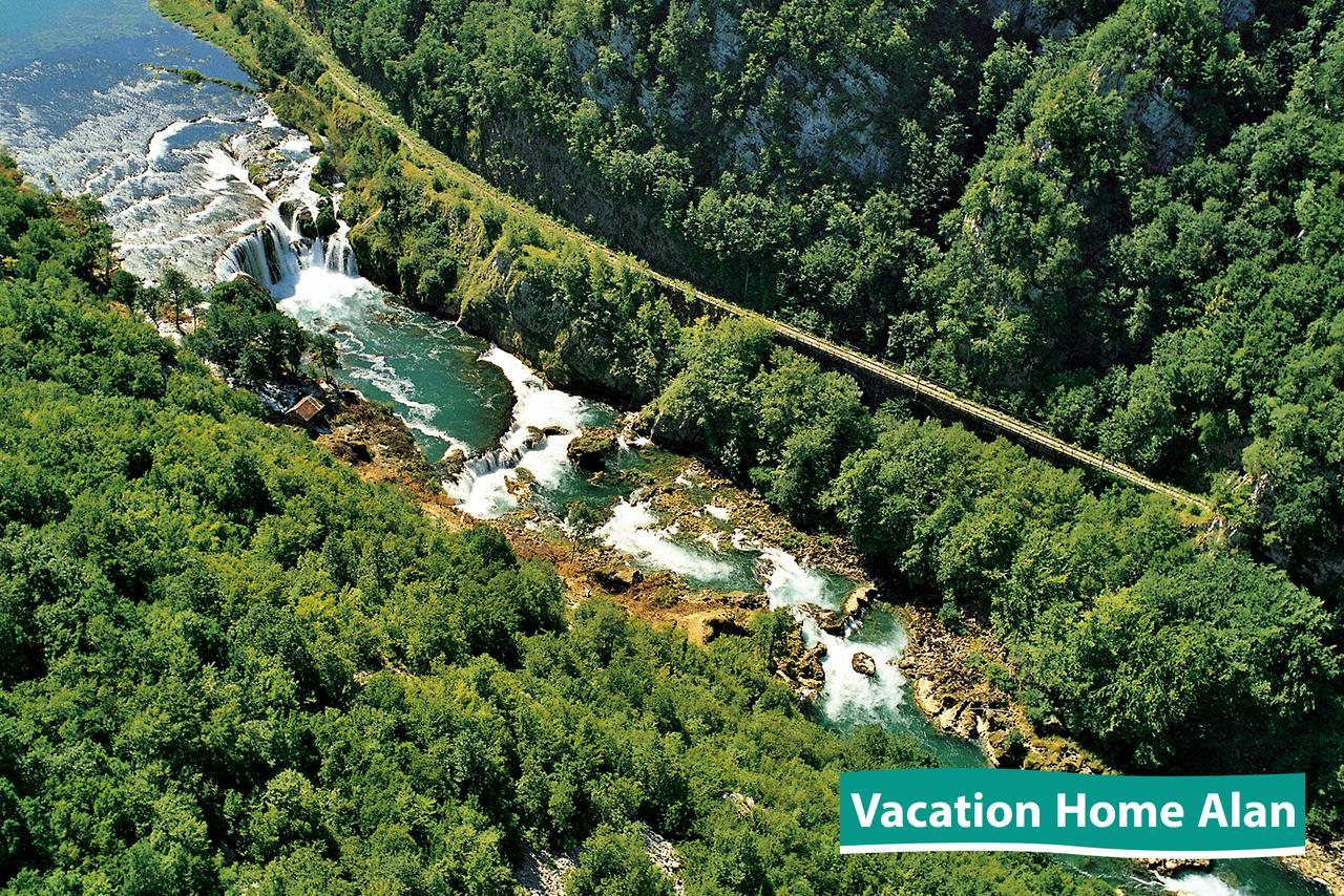 Vacation Home Alan Kulen Vakuf Bagian luar foto